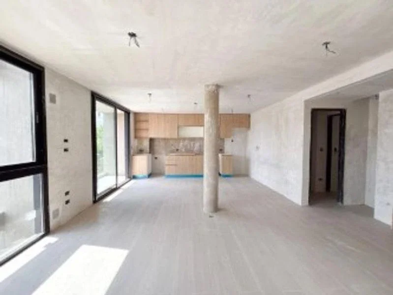 VENTA - DEPARTAMENTO 4 AMBIENTES CON BALCON Y DOS COCHERAS EL PALOMAR - Imagen 2