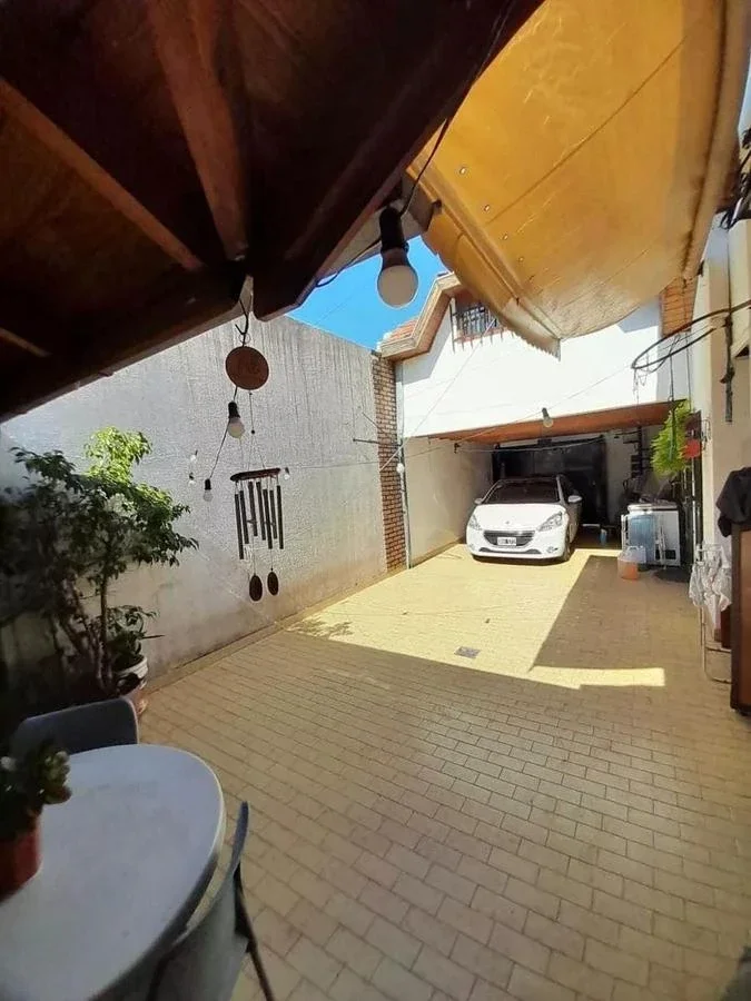 Venta Chalet 5 ambientes  cocheras San Justo - Imagen 5