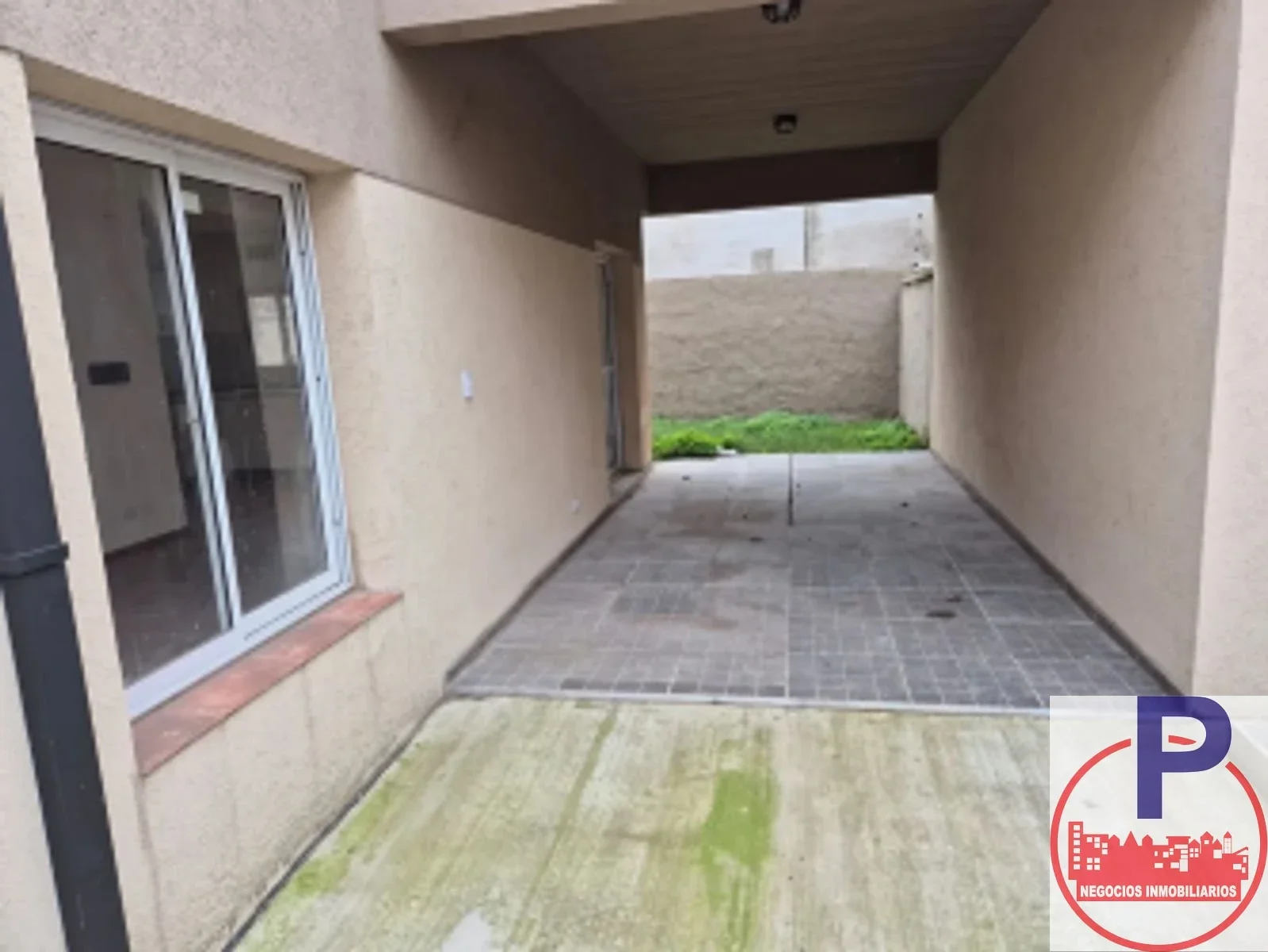 Alquiler - PH de 3 Ambientes Con Cochera Patio y Balcon Ituzaingo - Imagen 5