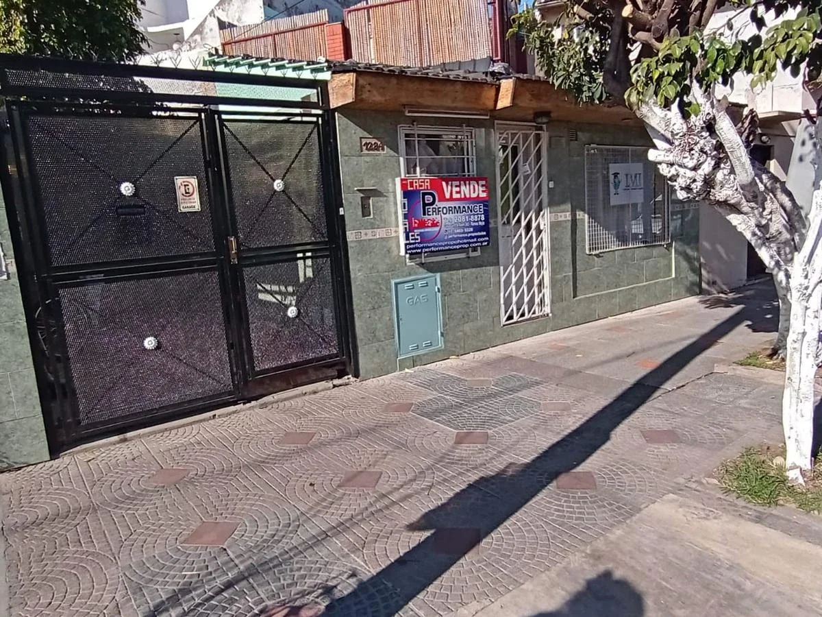 Casa - Ramos Mejia - Imagen 3