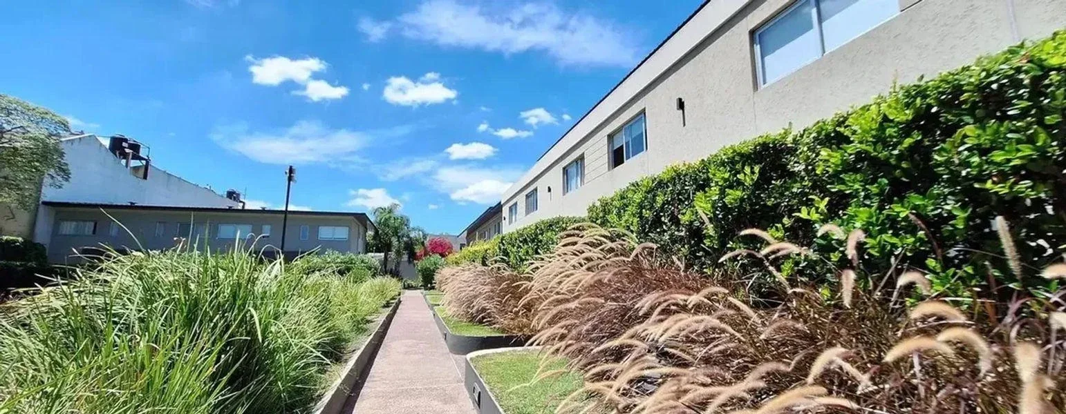 ALQUILER DUPLEX 3 AMBIENTES CON PATIO Y COCHERA MORON - Imagen 5