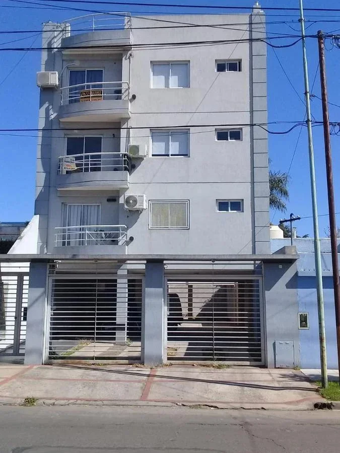Departamento - Villa Sarmiento - Imagen 1
