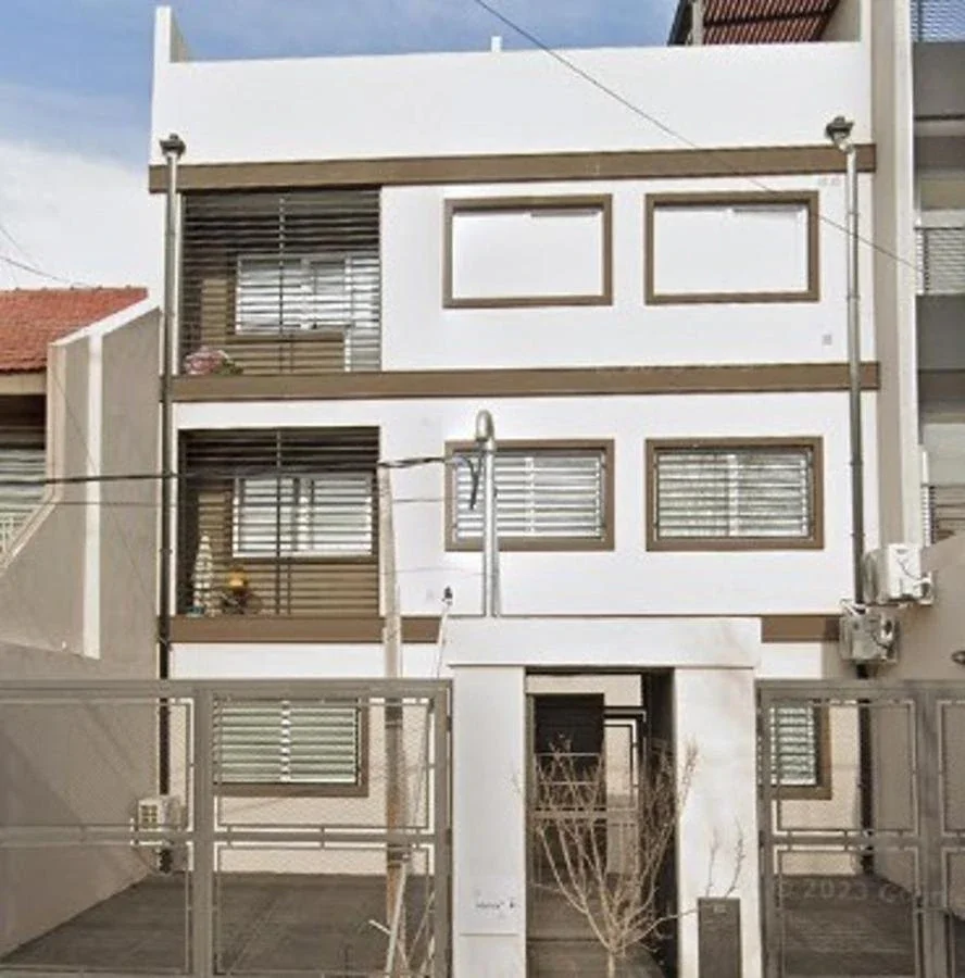 VENTA DEPARTAMENTO 3 AMBIENTES CON BALCON Y TERRAZA RAMOS MEJIA - Imagen 2