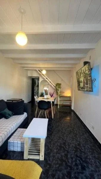 VENTA DUPLEX 3 AMBIENTES MORON - Imagen 2