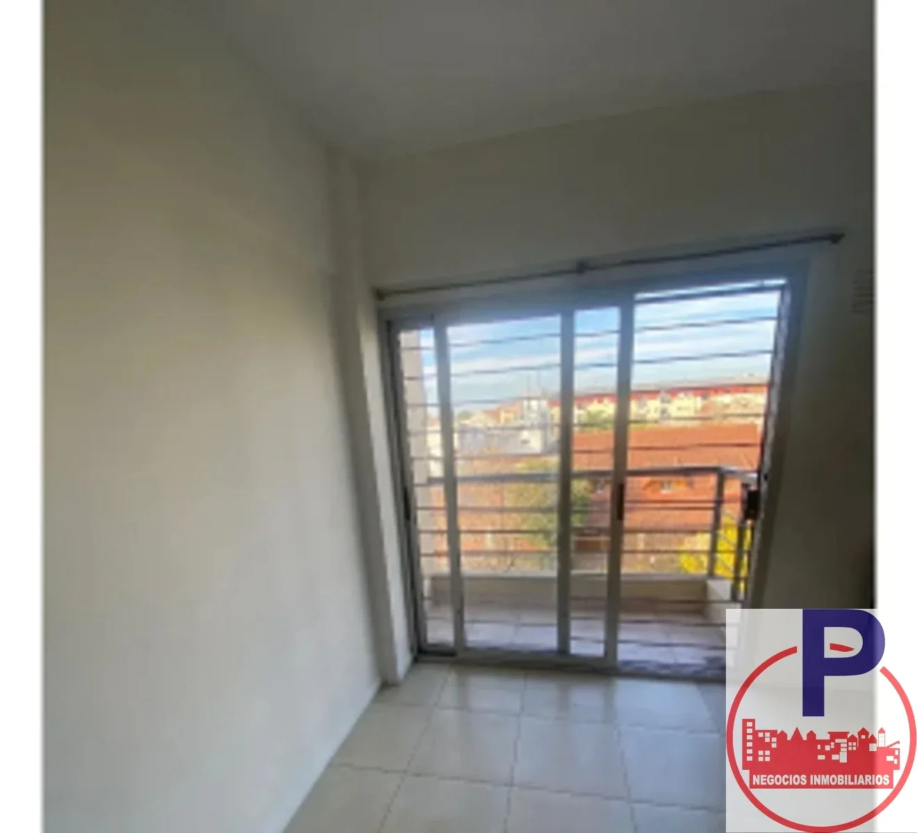 VENTA - DEPARTAMENTO MONOAMBIENTE CON PATIO Y TERRAZA MORON - Imagen 3