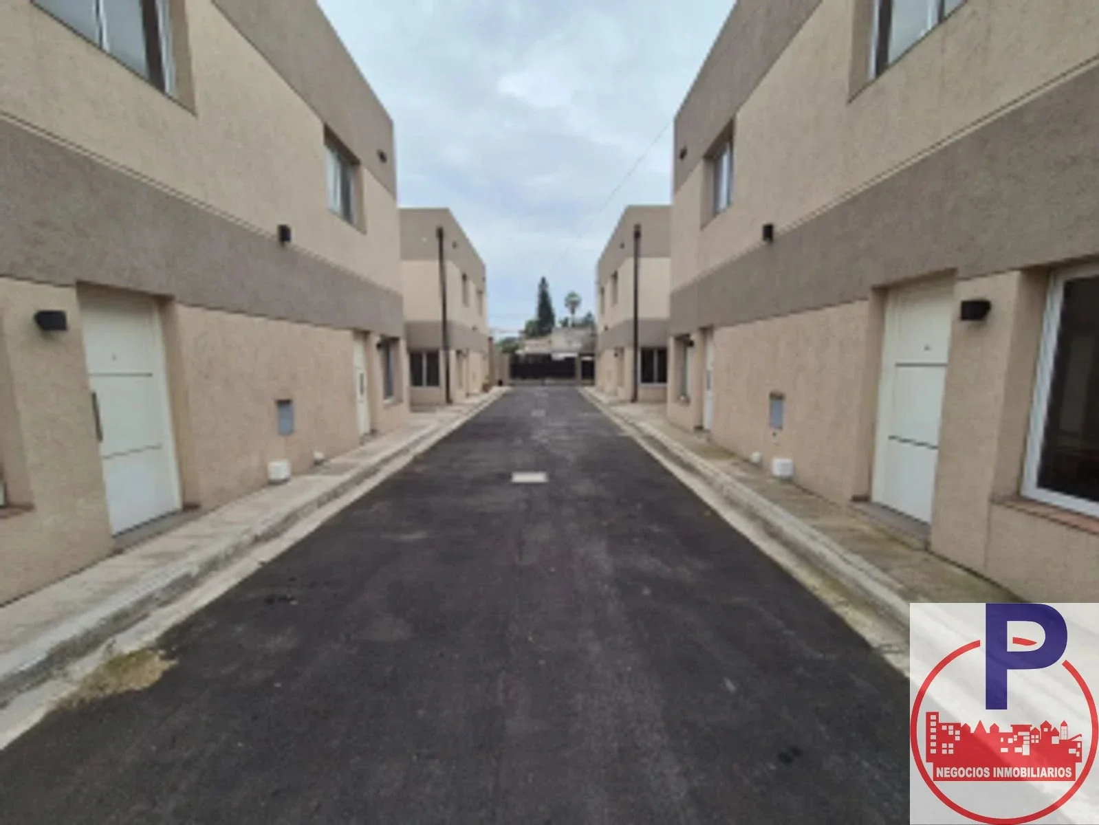 Alquiler - PH de 3 Ambientes Con Cochera Patio y Balcon Ituzaingo - Imagen 4