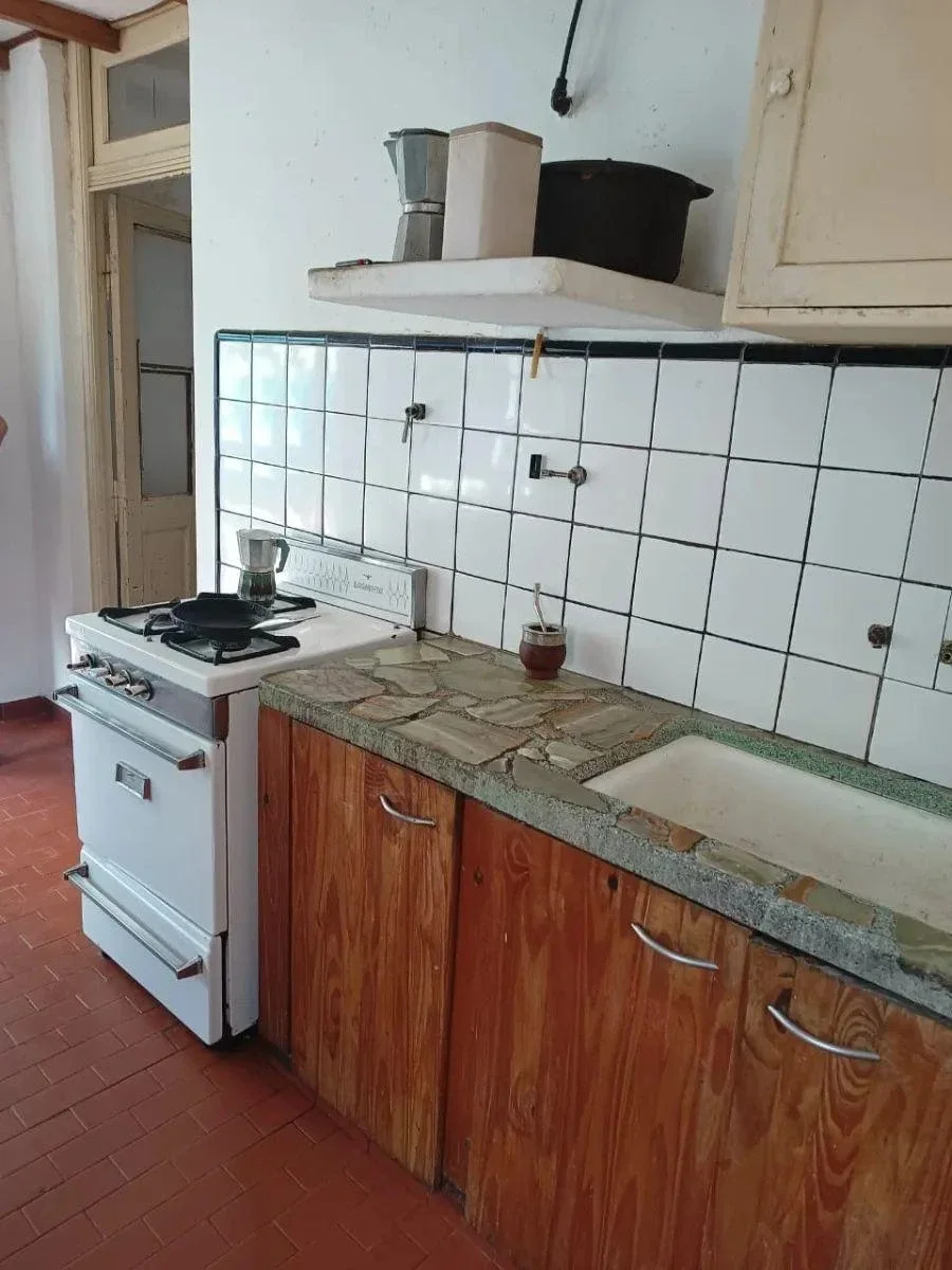 Venta Casa Colonial 5 ambientes MORON - Imagen 5