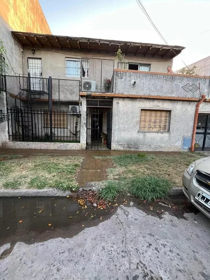 Venta Casa multifamiliar en Lomas del Mirador - Imagen 1