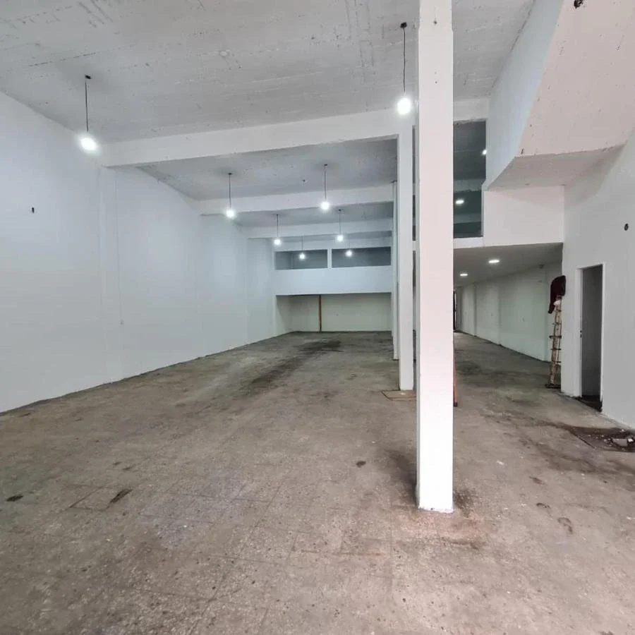 VENTA GALPON DE 10 X 28.5 CON PATIO Y AEREO SAN JUSTO - Imagen 4