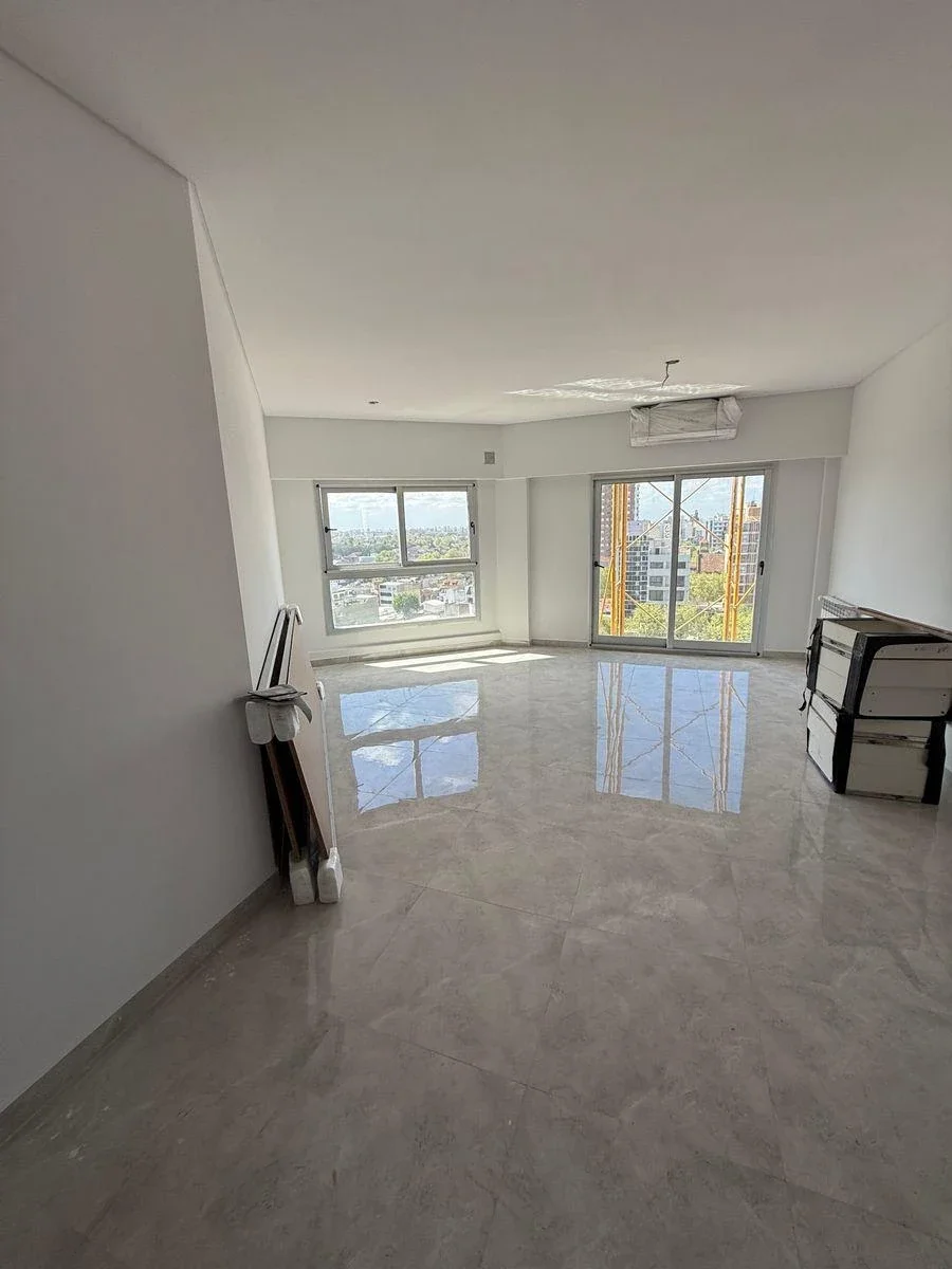 VENTA DEPARTAMENTO A ESTRENAR DE TRES AMBIENTES COCHERA RAMOS MEJIA FINANCIACION - Imagen 4