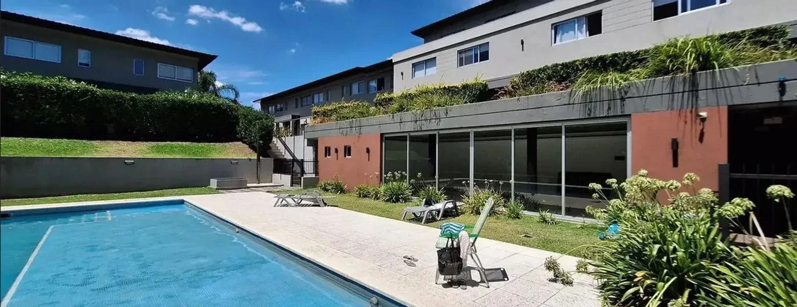 ALQUILER DUPLEX 3 AMBIENTES CON PATIO Y COCHERA MORON - Imagen 4