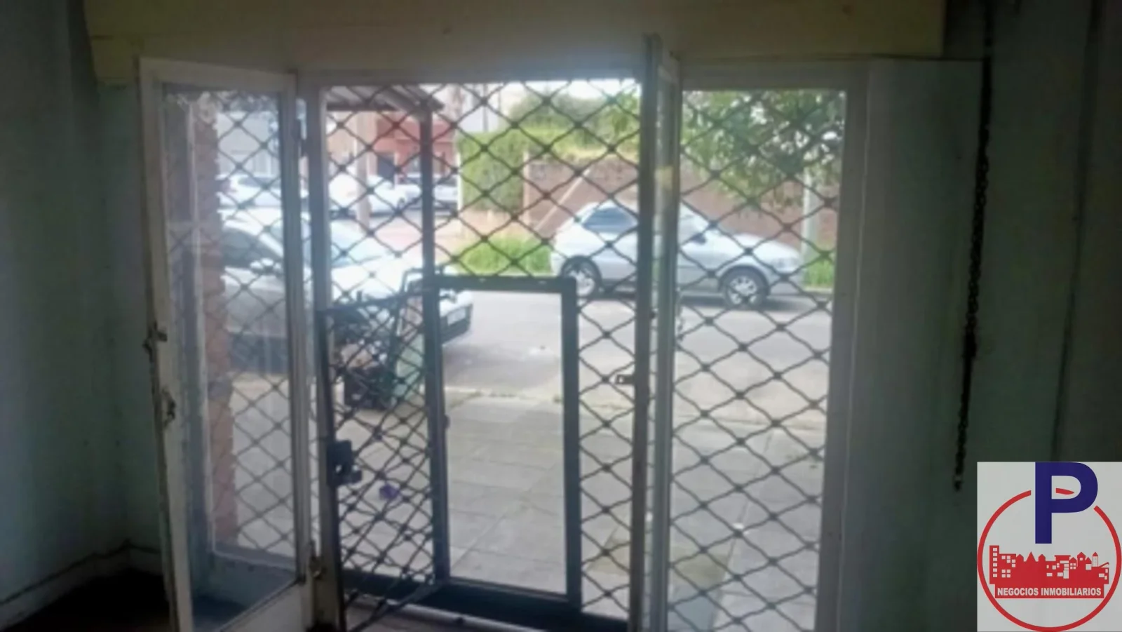 VENTA - LOCAL COMERCIAL OPORTUNIDAD RAMOS MEJIA - Imagen 2