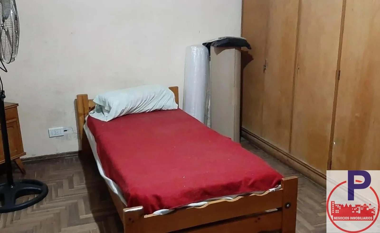 Casa en venta 6 ambiente multifamiliar cochera en Ramos Mejía - Imagen 2