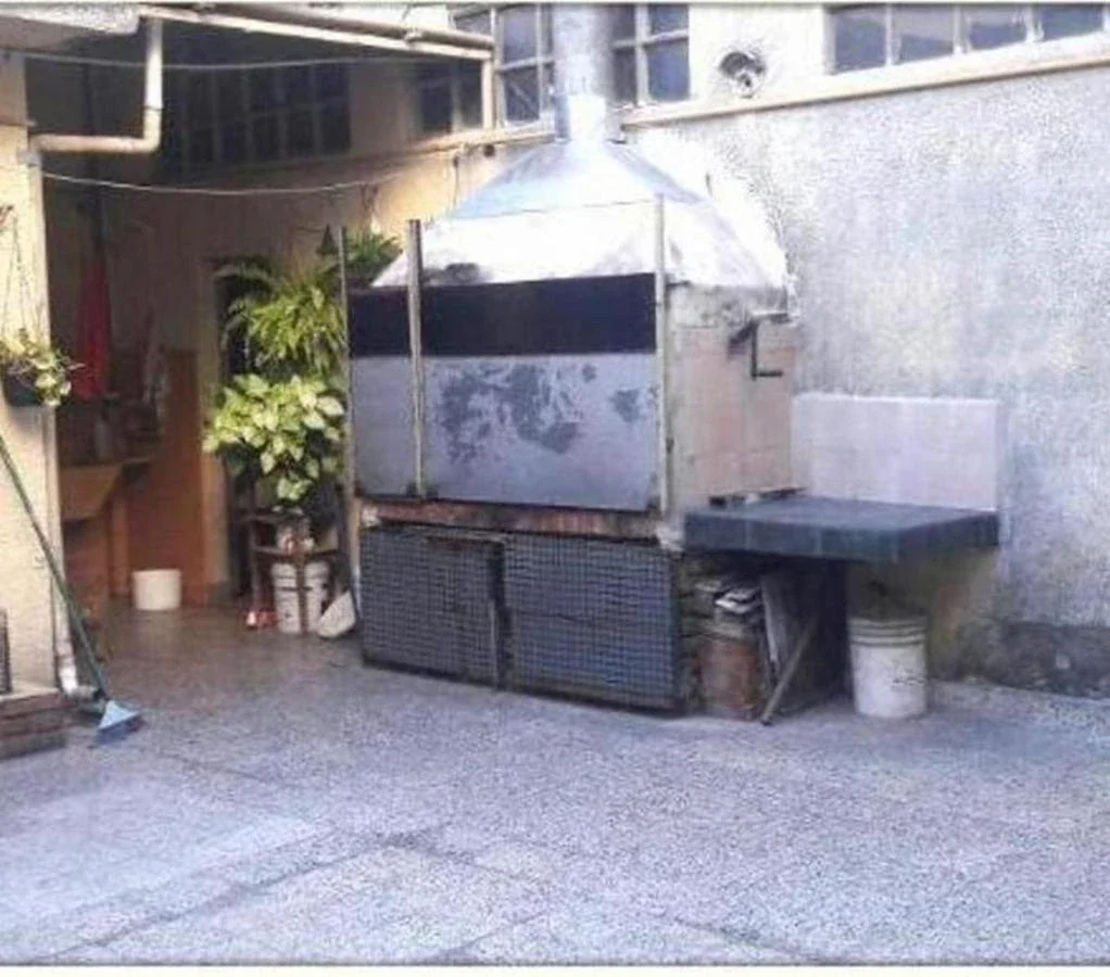 CASA 4 AMBIENTES CON DOS LOCALES A LA CALLE Y UN TALLER - LOMAS DE MIRADOR - Imagen 4