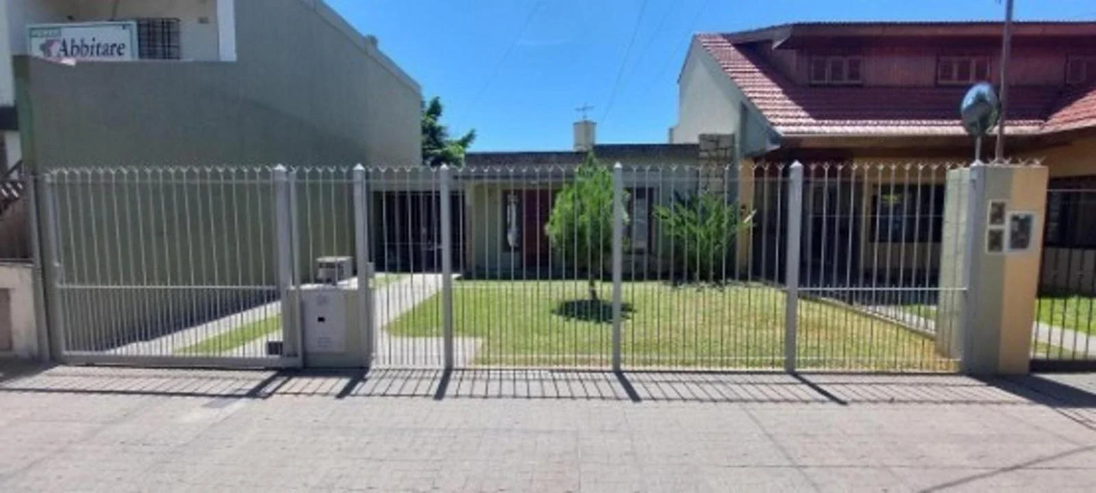 VENTA CASA 3 AMBIENTES MAS PH 3 AMBIENTES - Imagen 1