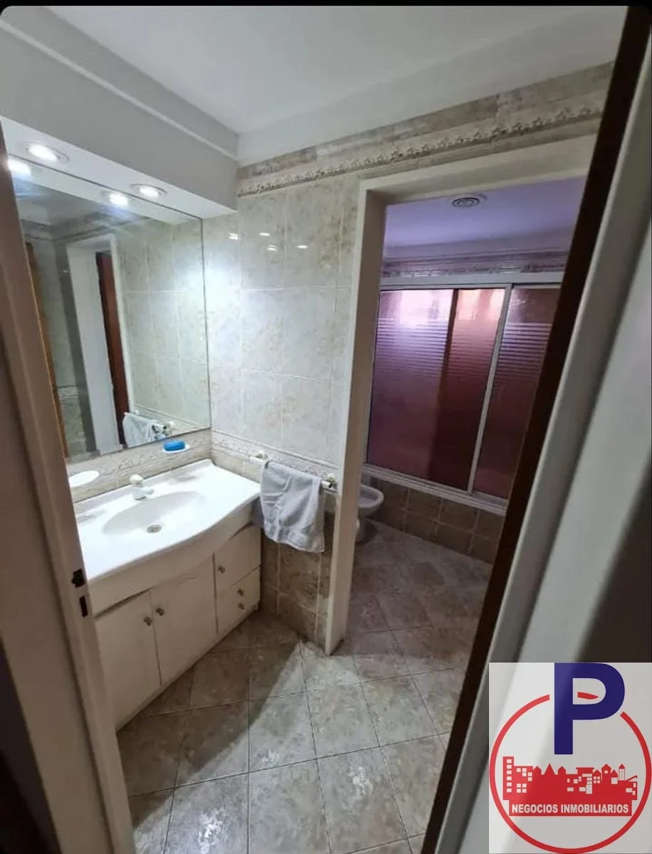 VENTA - DEPARTAMENTO 4 AMBIENTES CON COCHERA Y BALCON RAMOS MEJIA - Imagen 5