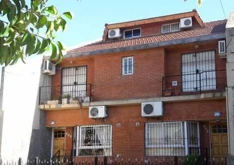 Casa - Ramos Mejia - Imagen 1