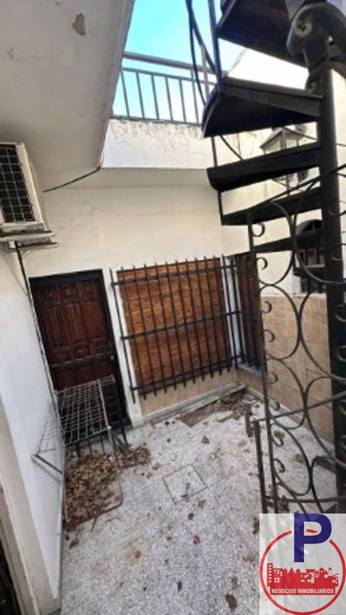 VENTA - CASA 4 AMBIENTES CON PATIO, TERRAZA Y COCHERA LA TABLADA - Imagen 4