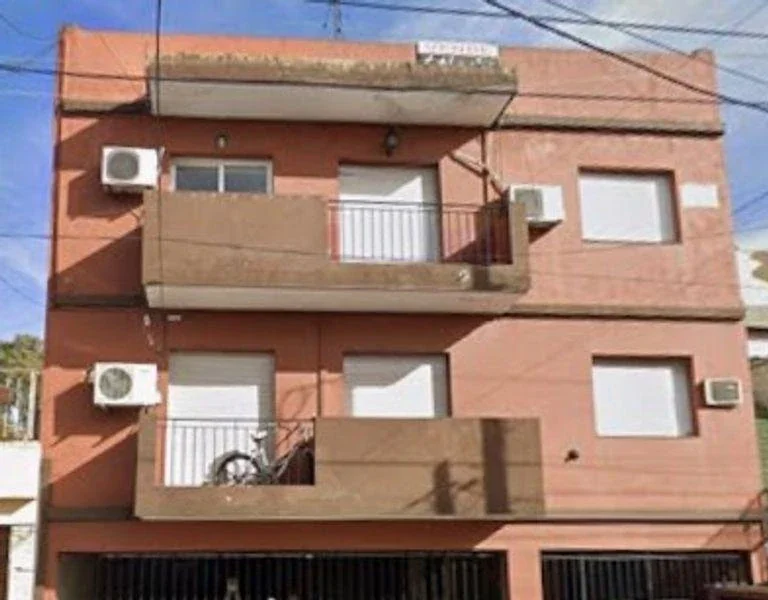 VENTA DEPARTAMENTO 3 AMBIENTES CON TERRAZA VILLA SARMIENTO - Imagen 1