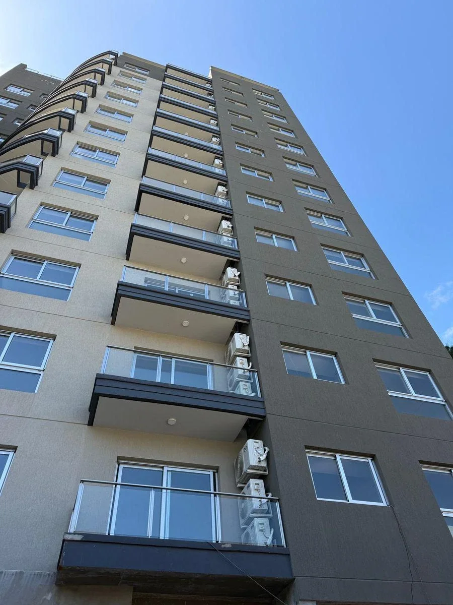 VENTA DEPARTAMENTO A ESTRENAR DE DOS AMBIENTES CON COCHERA RAMOS MEJIA - Imagen 2