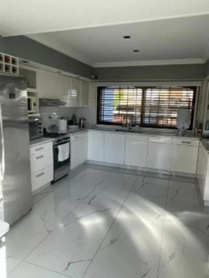 CASA 6 AMBIENTES CON PILETA CLIMATIZADA Y COCHERA RAMOS MEJIA - Imagen 5