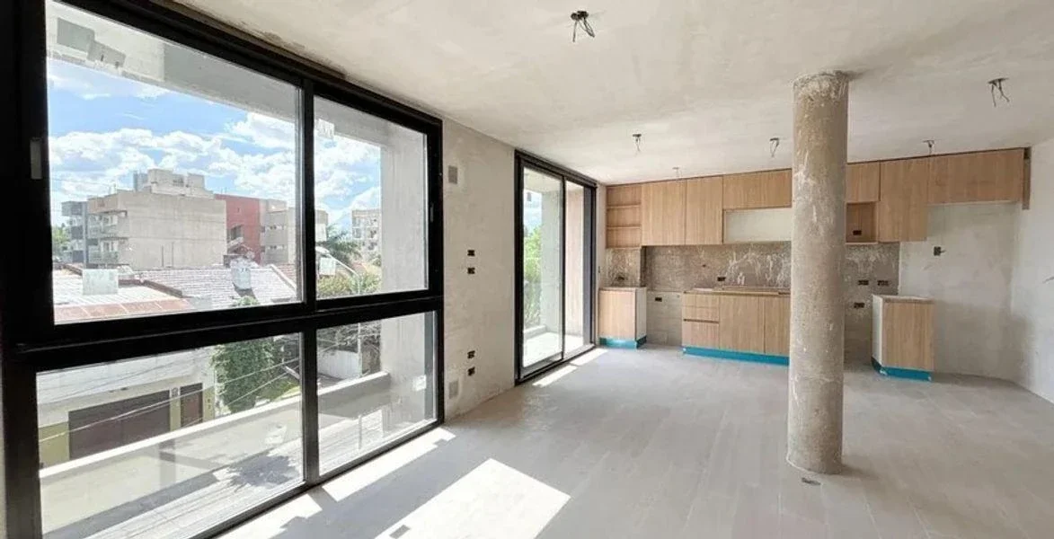 VENTA - DEPARTAMENTO 4 AMBIENTES CON BALCON Y DOS COCHERAS EL PALOMAR - Imagen 3