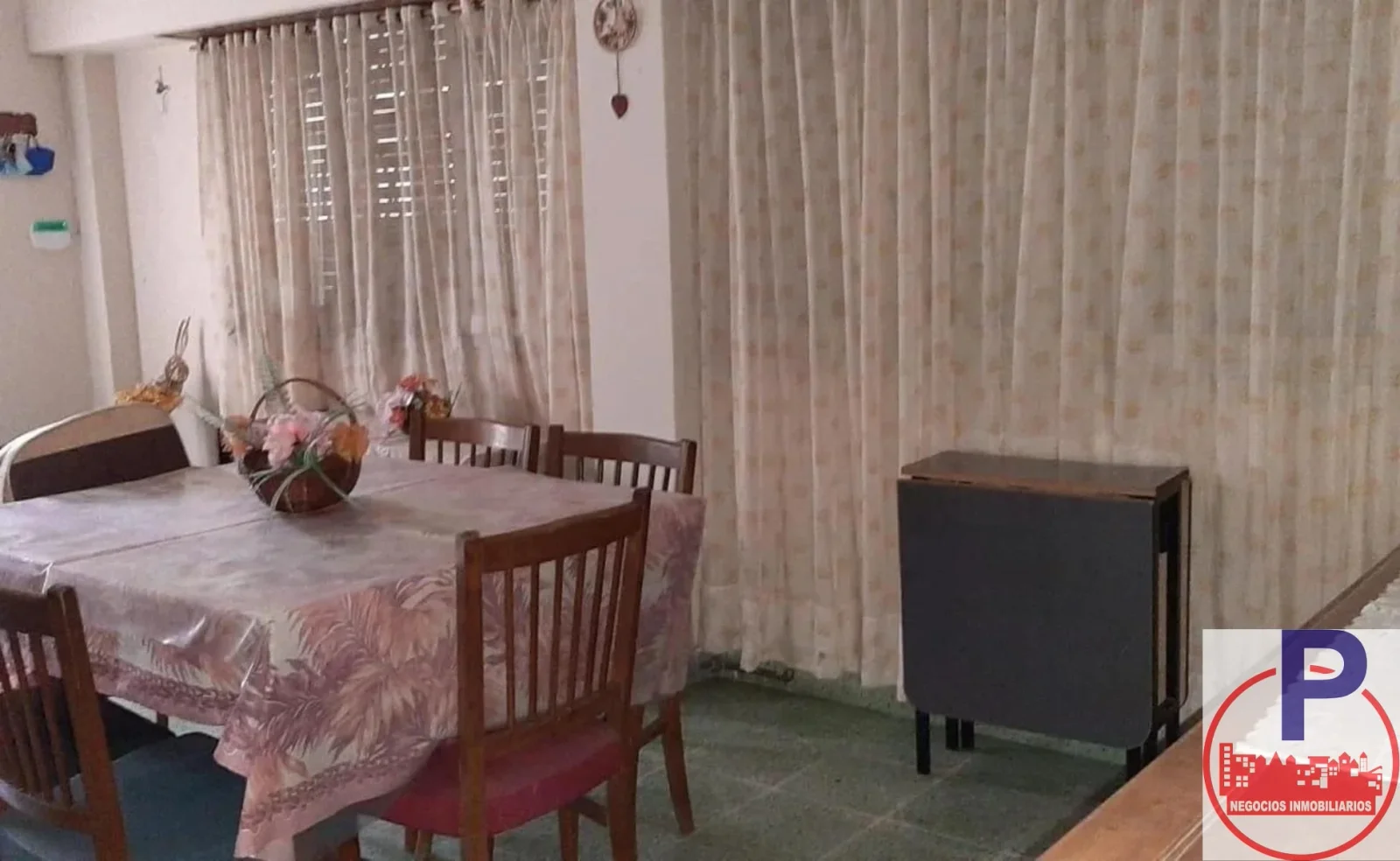 Casa en venta 6 ambiente multifamiliar cochera en Ramos Mejía - Imagen 1