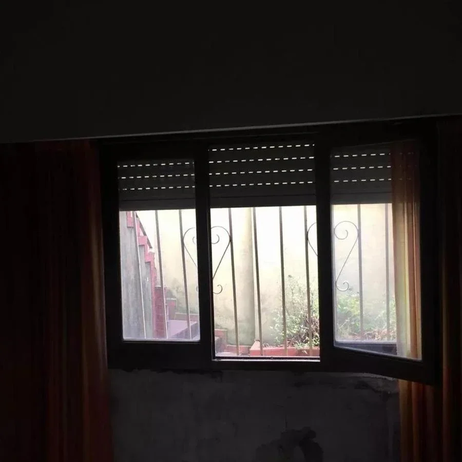 CASA 3 AMBIENTES A REFRACCIONAR SOBRE LOTE PROPIO LOMAS DE MIRADOR - Imagen 5