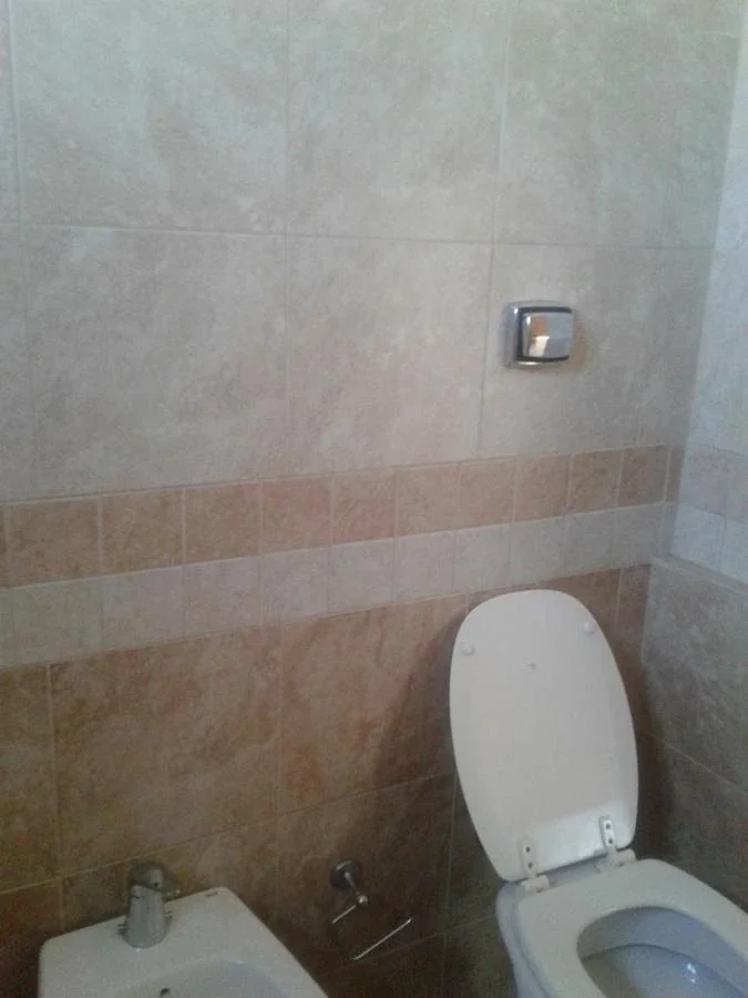 VENTA RAMOS MEJIA DEPARTAMENTO 4 AMBIENTES - Imagen 2