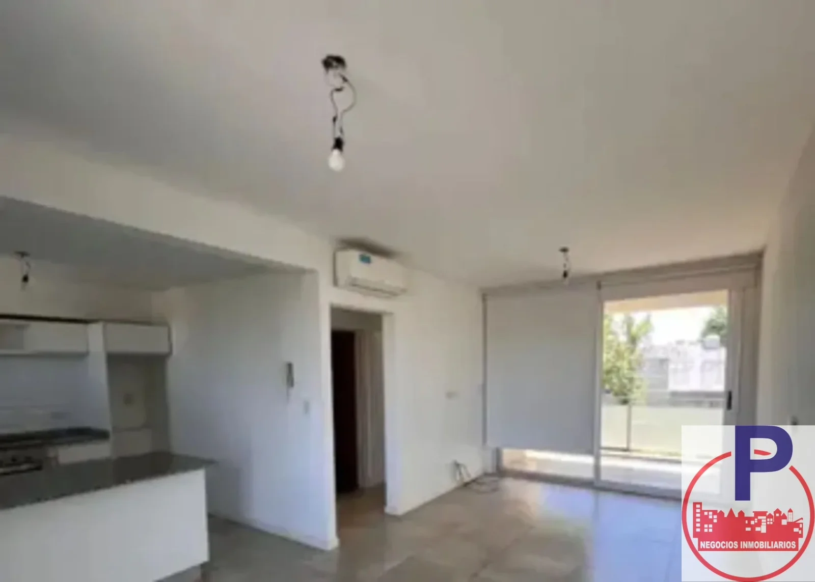 ALQUILER - DEPARTAMENTO 2 AMBIENTES CON BALCON Y COCHERA ITUZAINGO - Imagen 3