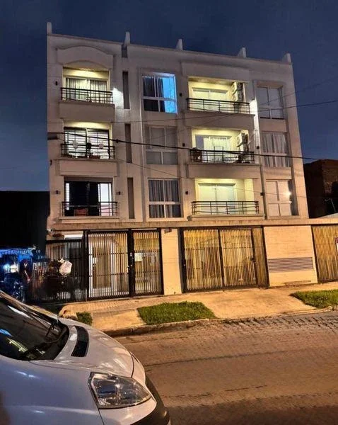 VENTA DEPARTAMENTO 2 AMBIENTES CON COCHERA SAN JUSTO - Imagen 1