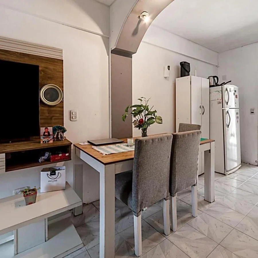 Venta Duplex 3 ambientes al frente Lomas del Mirador - Imagen 1