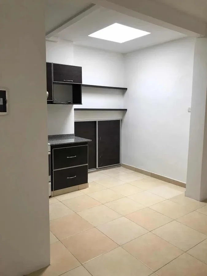 Venta Ramos Mejia Departamento 2 ambientes Centrico - Imagen 2