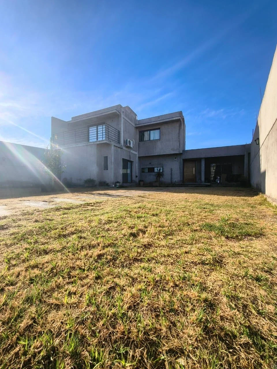 Casa en venta c/ cochera en Otros barrios - Imagen 4