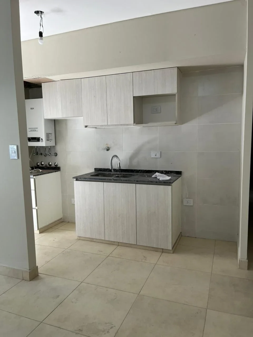 Departamento en venta c/ cochera en Godoy Cruz - Imagen 3