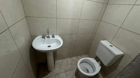 Local comercial en alquiler ubicado en Coquimbito - Imagen 5