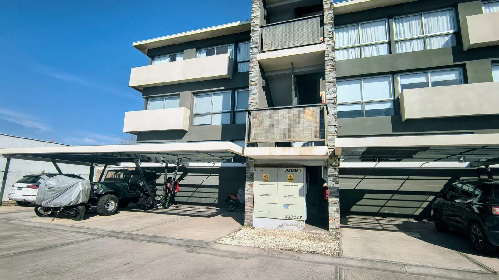Depósito en alquiler de 70m2 ubicado en Rodeo de la Cruz - Imagen 2