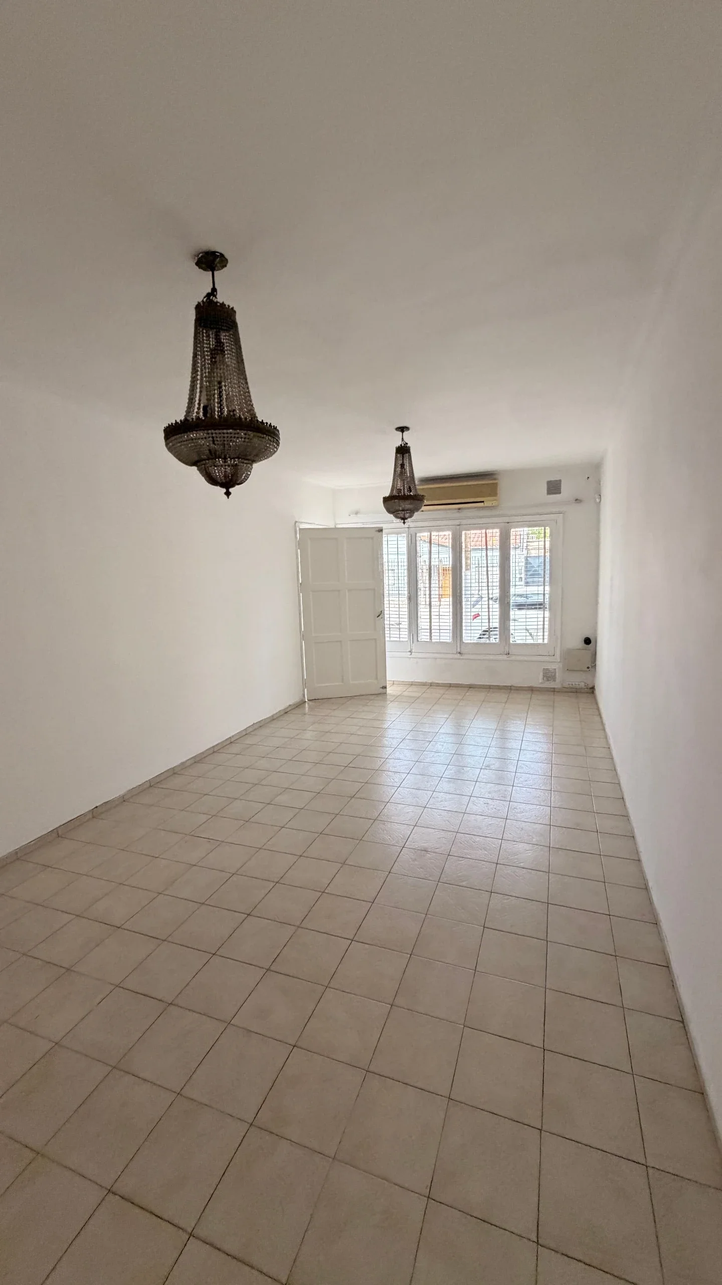 Casa en venta c/ cochera en Rodeo de la Cruz - Imagen 1
