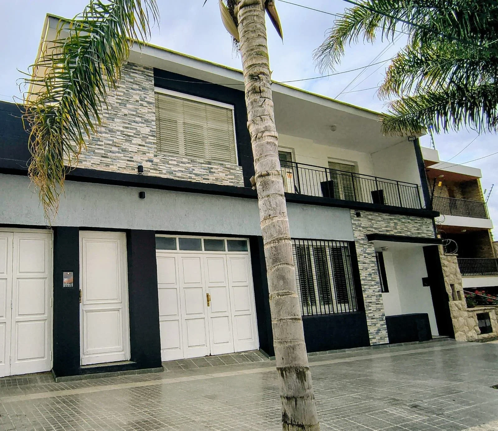 Casa en venta c/ cochera en Rodeo de la Cruz - Imagen 1