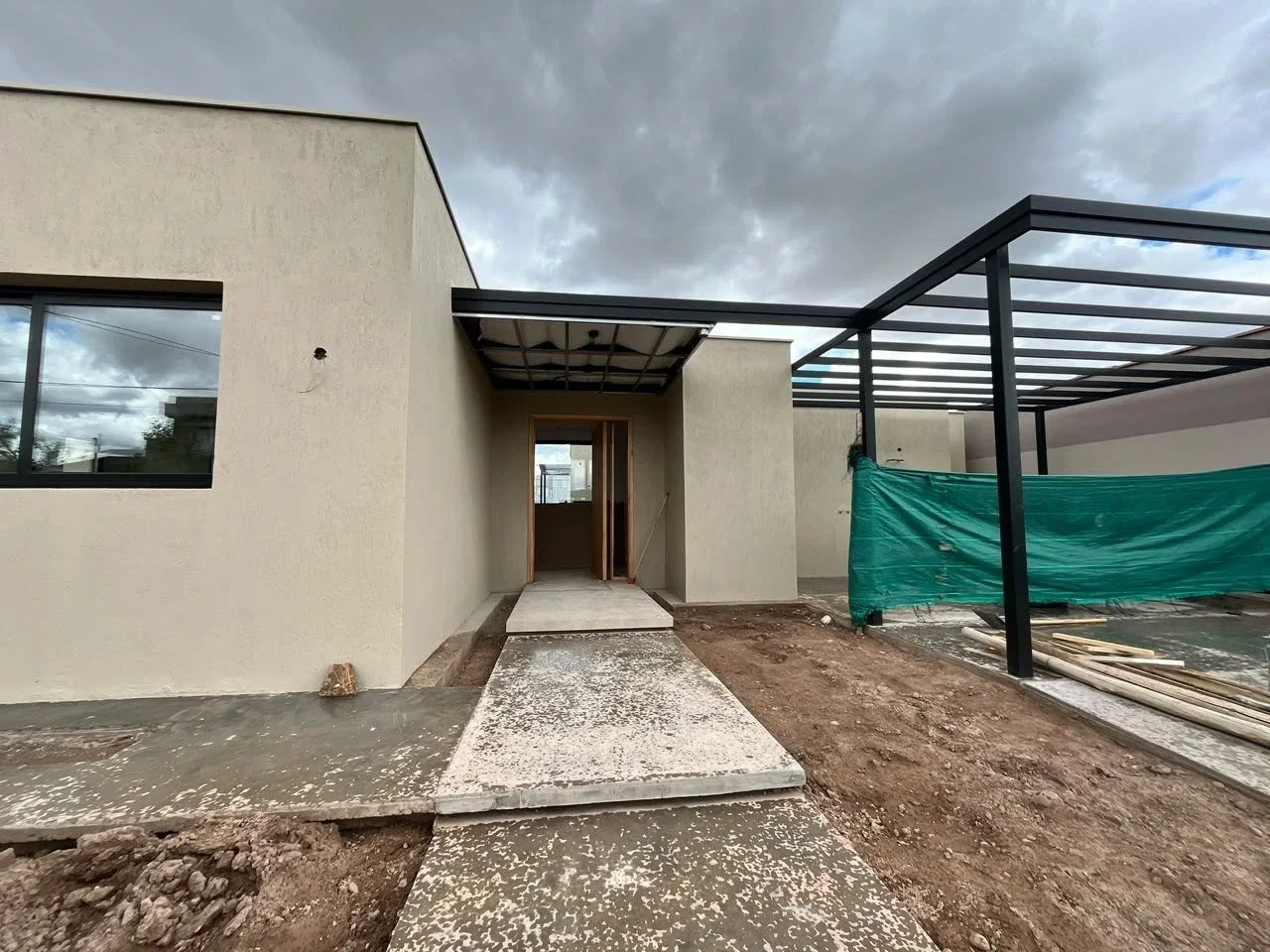 Casa en venta c/ cochera en Mayor Drummond - Imagen 2