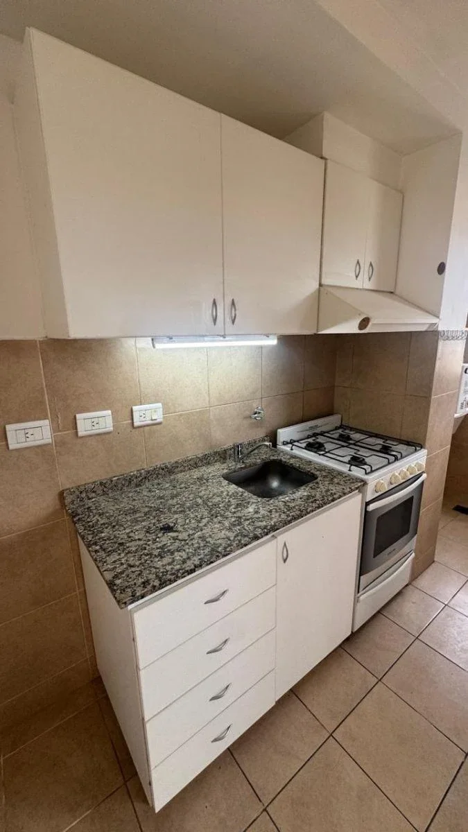 Departamento en venta c/ cochera en Maipú - Imagen 1