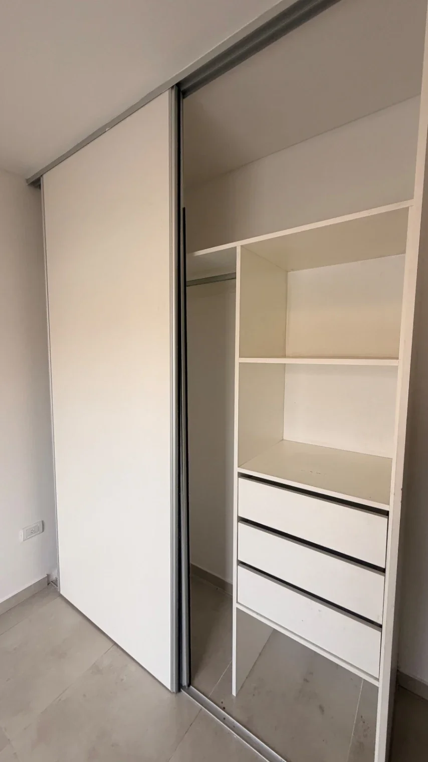 Departamento en alquiler c/ cochera en Godoy Cruz - Imagen 3