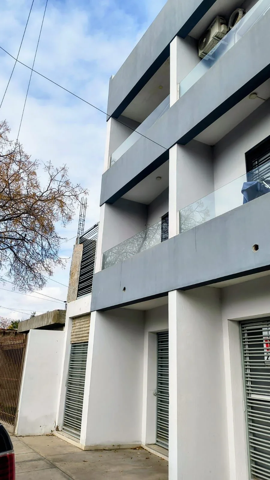 Departamento en alquiler c/ cochera en Las Cañas - Imagen 2
