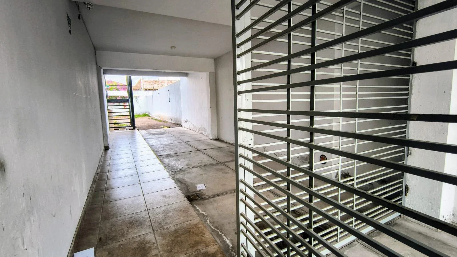 Departamento en alquiler c/ cochera en Las Cañas - Imagen 3