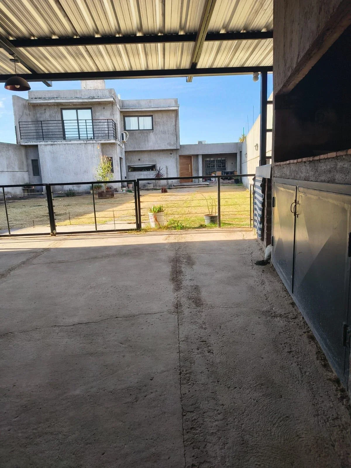 Casa en venta c/ cochera en Otros barrios - Imagen 3