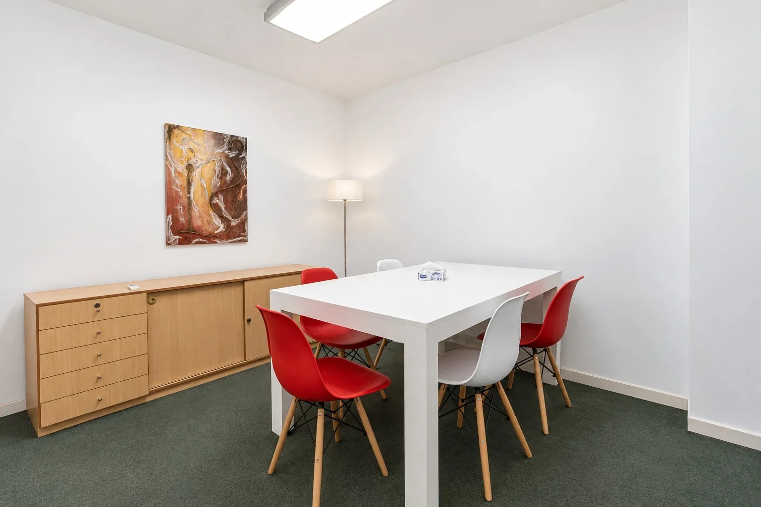 Venta Oficina al Frente Florida 600- 4 Despachos - cocina y baño privado - Imagen 3