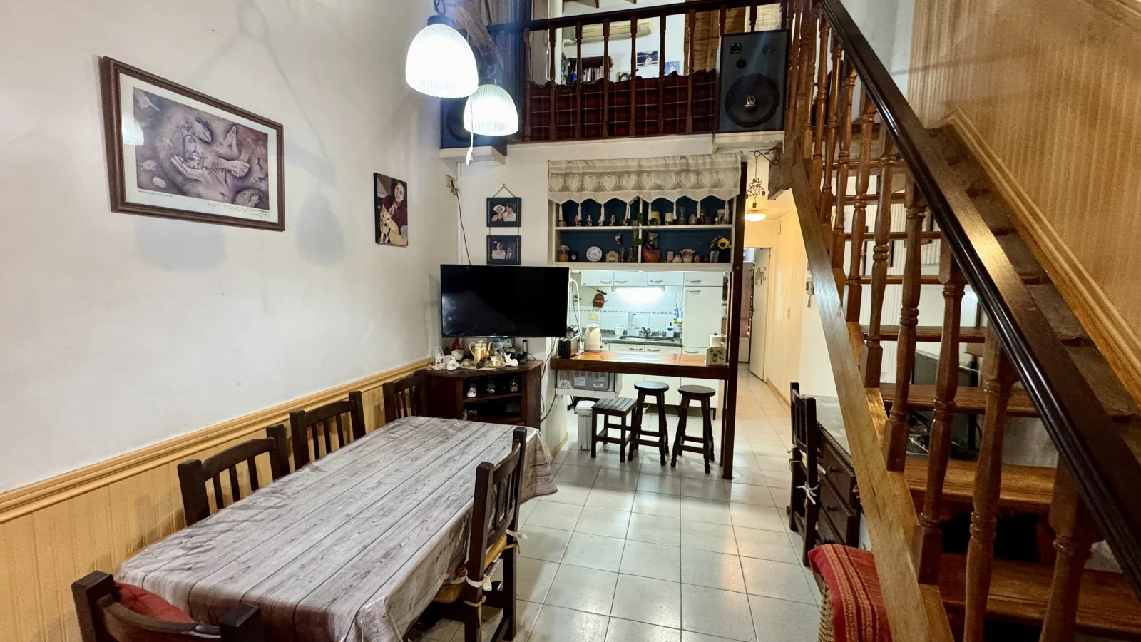 VENTA DUPLEX 2 AMBIENTES CON COCHERA Y JARDIN EN TIGRE - Imagen 1