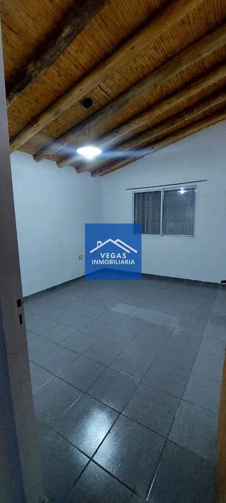 Casa en alquiler c/ cochera en El Bermejo - Imagen 4