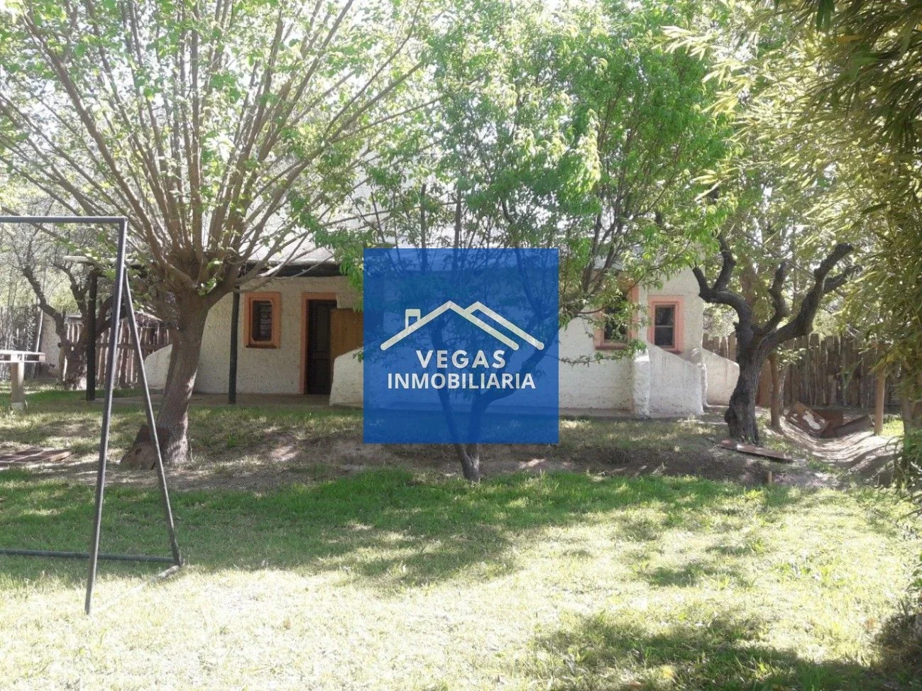 Casa quinta en venta de 13000m2 ubicado en El Algarrobal - Imagen 3