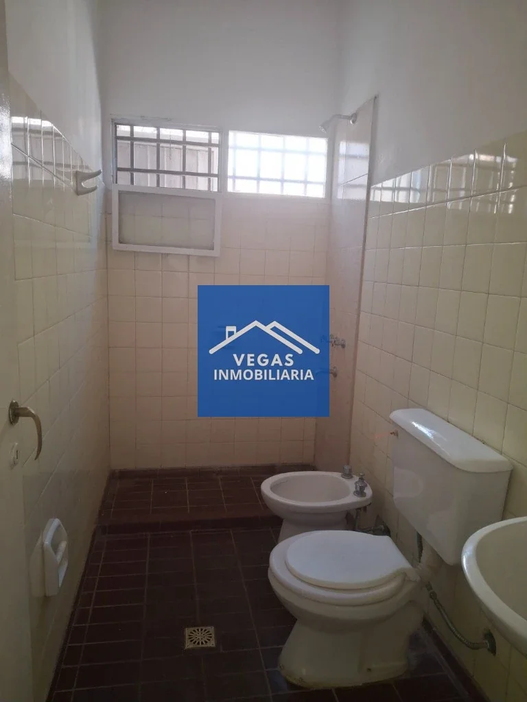 Casa en alquiler c/ cochera en Jesús Nazareno - Imagen 5